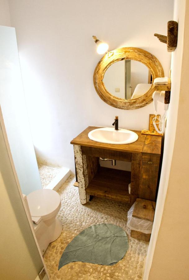Boutique Hostal La Curandera De Salinas Sant Francesc de s'Estany エクステリア 写真